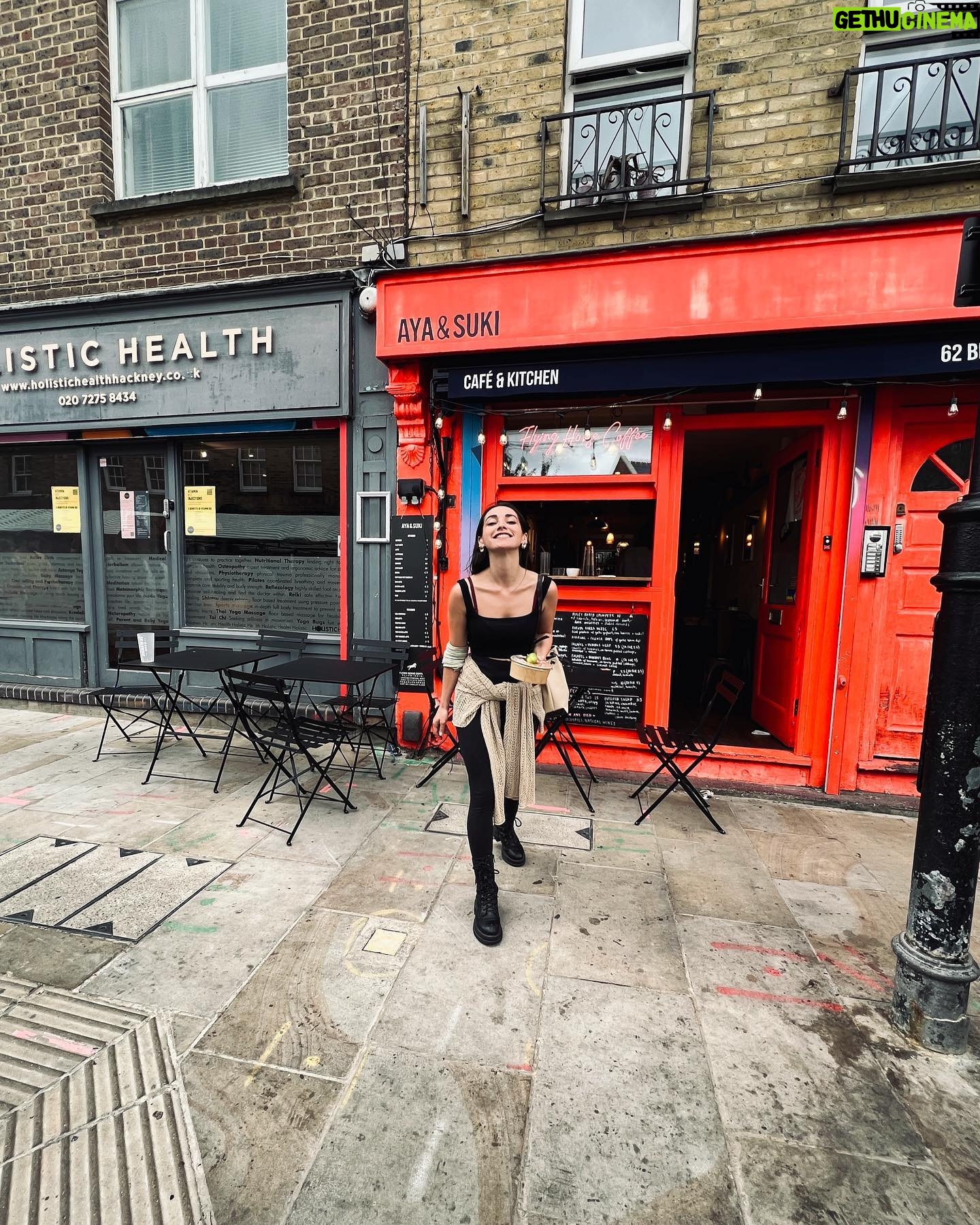 Nazlı Pınar Kaya - 7.5K Likes - Seçki 🎡
1-Broadway market👌🏻
2-ciddiyet
3-hangar
4- my fav person
5-davut
6-it’s a’
7-gurbaneyyy
8-the couple who like cask beer
9-magic
10-klasik