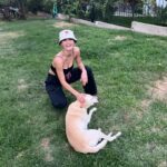 Nazlı Senem Ünal Instagram - Yanında tüm dertleri unuttuklarim … 🐾🙏 #tb