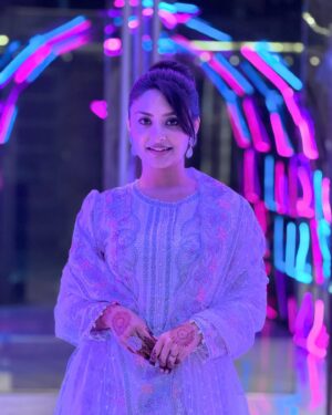 Naznin Nahar Niha Instagram - ঈদ মোবারক 🩶
