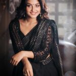 Naznin Nahar Niha Instagram - When in doubt, drape a saree.