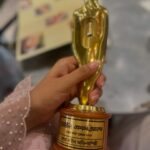 Naznin Nahar Niha Instagram - Thank you Meril-Prothom Alo Award আপনাদের সবার দোয়া এবং ভালোবাসায় আমি মেরিল প্রথম আলো ২০২৩ এ সেরা নবাগত অভিনয় শিল্পীর পুরস্কার পেয়েছি। অভিনয়ের শুরুতে এই ধরনের অর্জন আমার জন্য অনেক আনন্দের এবং অনুপ্রেরণার। আমি আজ এতোদূর আসছি তার পেছনে সব চাইতে বড় অবদান আমার মা - বাবার। তাদের সাপোর্ট এবং অনুপ্রেরণা ছাড়া আমার পক্ষে কখনোই এই যায়গায় আসা সম্ভব ছিল না। এই জন্য আমি শুরুতে ধন্যবাদ দিতে চাই আমার দর্শকদের, যারা আমাকে অনেক অনেক ভোট এবং ভালোবাসা দিয়ে এই জায়গায় নিয়ে এসেছে। কৃতজ্ঞতা প্রকাশ করতে চাই লাভ সেমিস্টার নাটকের Director -Probir Roy Chowdhury ভাইয়াকে এবং Producer - SK Shahed Ali Pappu ভাইকে এতো সুন্দর একটা গল্পে আমাকে অভিনয়ের সুযোগ করে দেবার জন্য। ধন্যবাদ দিতে চাই আমার Co artist-Farhan Ahmed Jovan ভাইয়াকে অভিনয়ের শুরুতে আমাকে সহযোগিতা করার জন্য। ধন্যবাদ আমার Mezba Uddin ভাইয়াকে সবসময় আমাকে পাশে থেকে গাইড করার জন্য। পরিশেষে ধন্যবাদ আমার বন্ধু-বান্ধব এবং এই নাটকের সাথে জড়িত সকলকে। আপনাদের সবার দোয়া এবং ভালোবাসায় আমি সামনের দিনগুলোতে আরো এগিয়ে যেতে চাই এবং আপনাদের আরো ভালো ভালো কাজ উপহার দিতে চাই❤️।