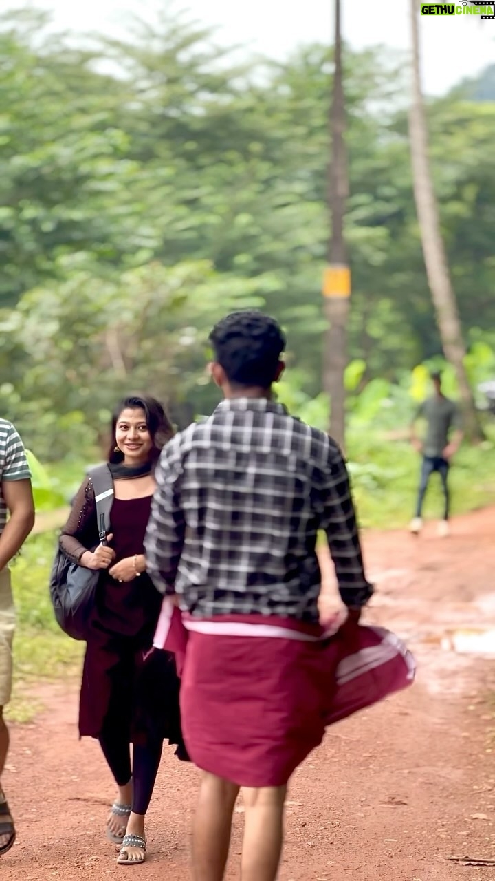 Neema Mathew - 23.4K Likes - Comment ur Caption 😉
.
.
.
.
.
#nannuzzz #sumithmb #shootinglocation #movie