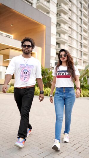 Neema Mathew Instagram - Rani en pakkam 🔥😘

#sanjutechy #trending #nannuzzz #couplegoals