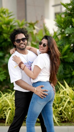 Neema Mathew Instagram - Sanju ki Dulhania 😘🩵

🎥: @amalsivadas & @josephbenchamin 

#nannuzzz #sanjutechy #dancer #explore #couplegoals #love