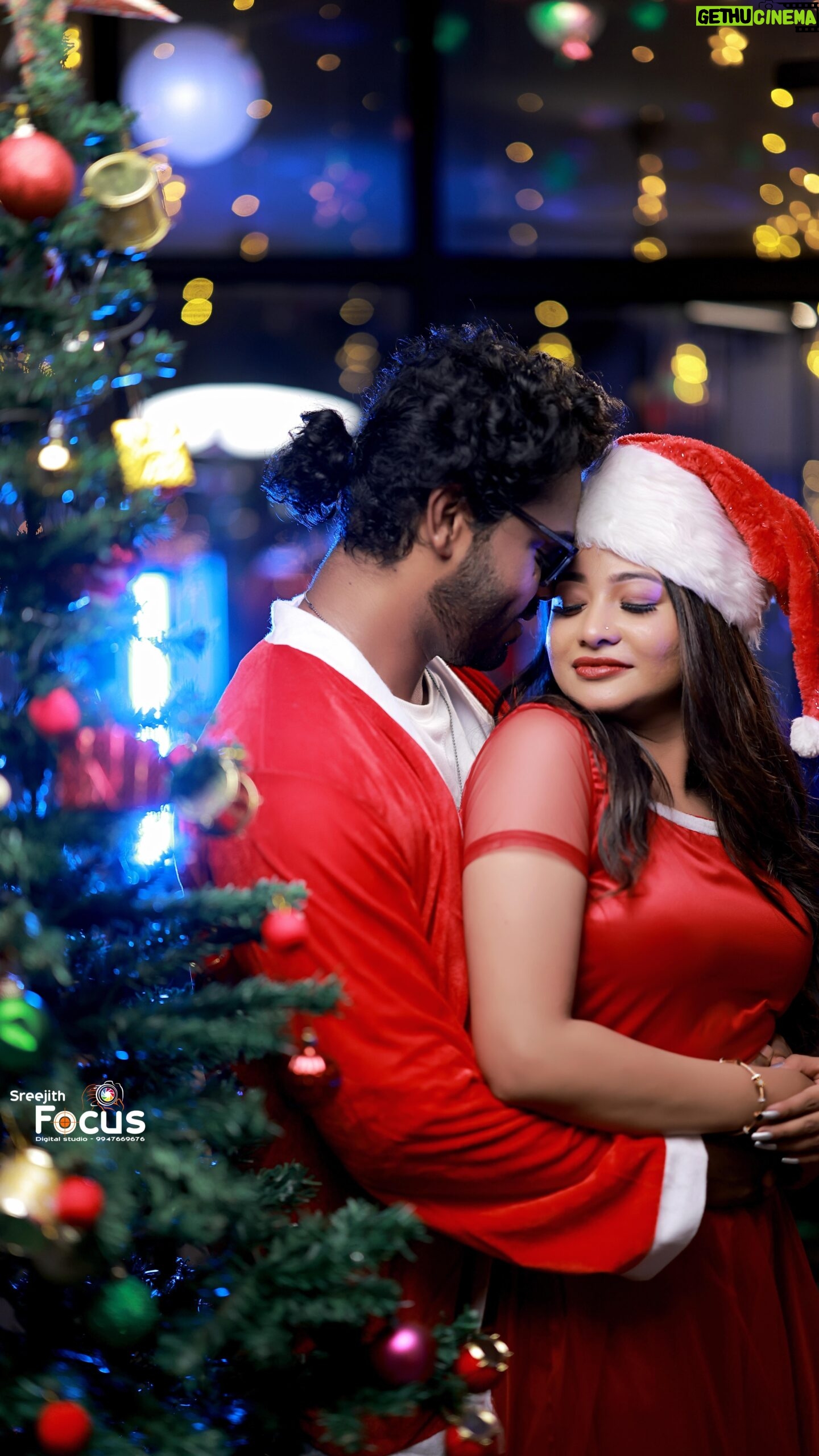 Neema Mathew - 72.6K Likes - A great Christmas shoot…🎅Watch till the end
🎥 @_kingabhijith_
📍 @_black_nest_
@stories_of_joby
#canon #canonphotography #photooftheday #like #instagram #nstagood #youtuber #shorts