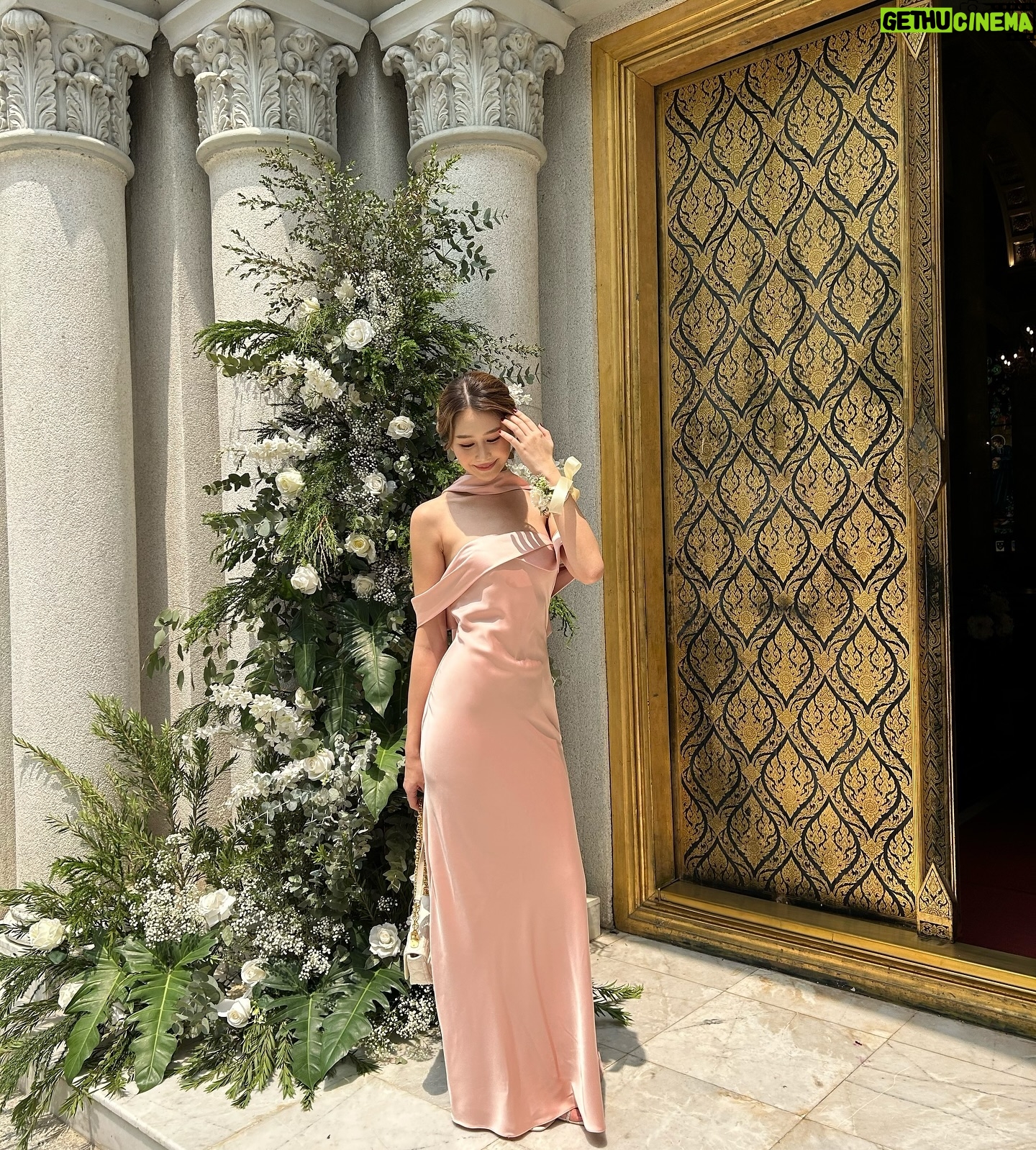 Neen Suwanamas - 3 Likes - playing dress up 💓 #tb #yhpkhappilyeverafter