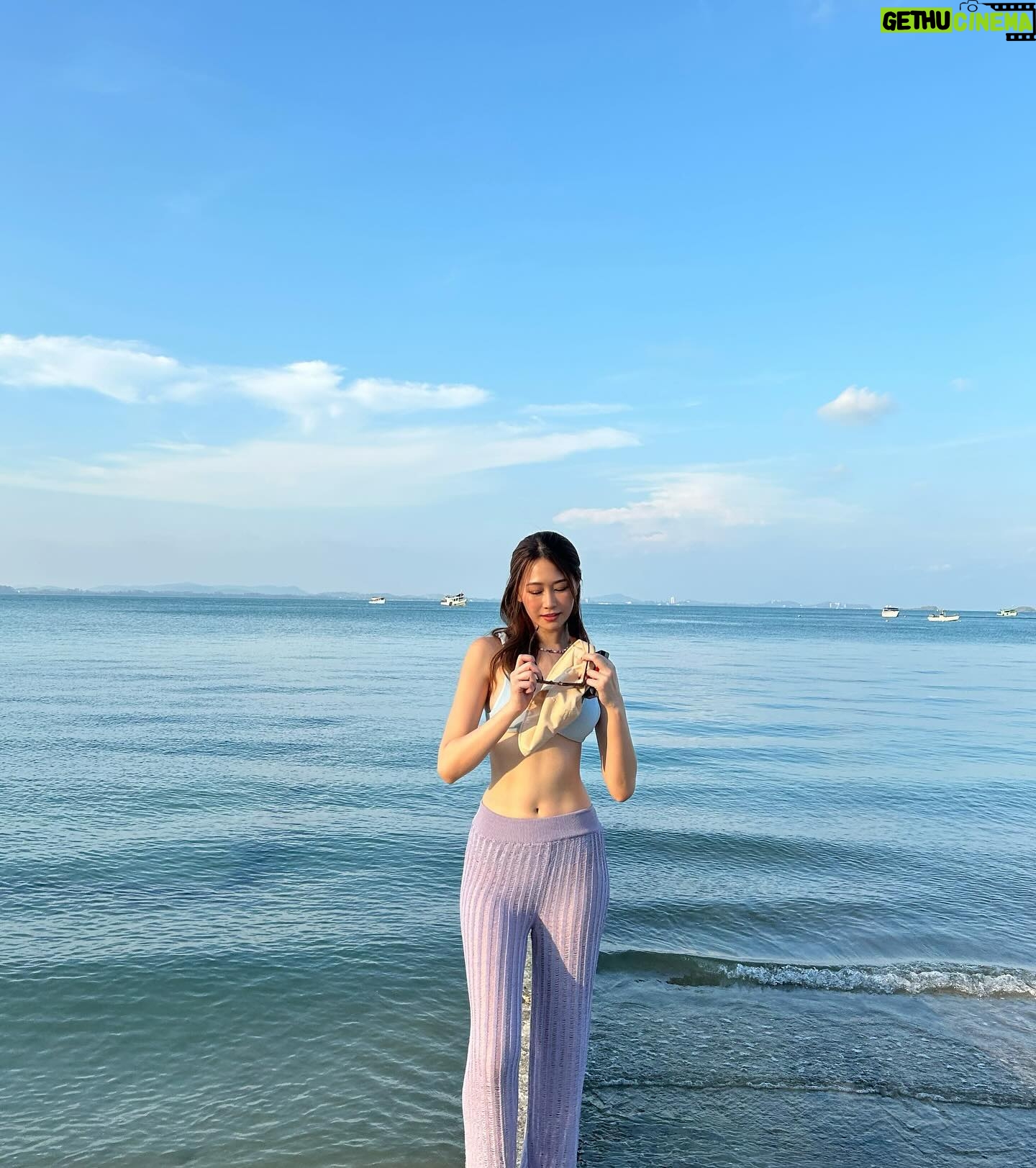 Neen Suwanamas Instagram - wanna play mermaids 🐳