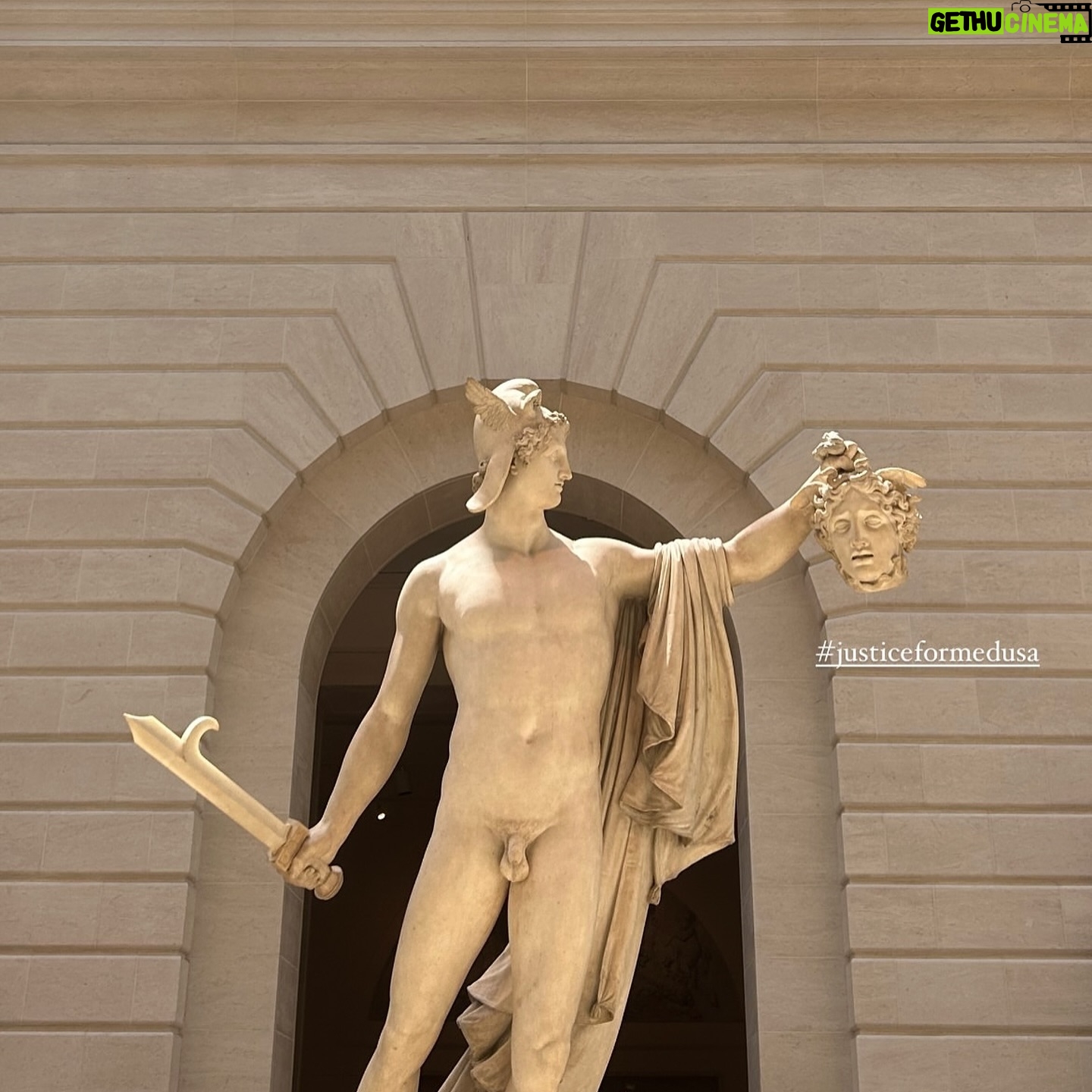 Neen Suwanamas - 3 Likes - 🏛️