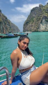 Actress Neethu mohan HD Instagram Photos and Wallpapers May 2024