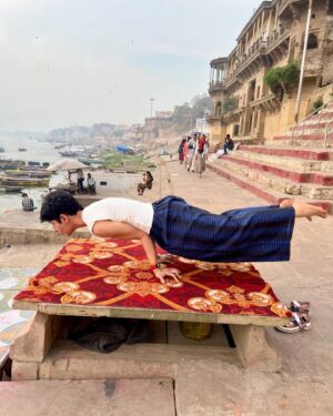 Neeti Palta Instagram - In the spirit of Varanasi ❤️
.
.
#varanasi_ghat #varanasi #ganga #gangakinare #yoga #yogagirl #yogalove #yogapractice