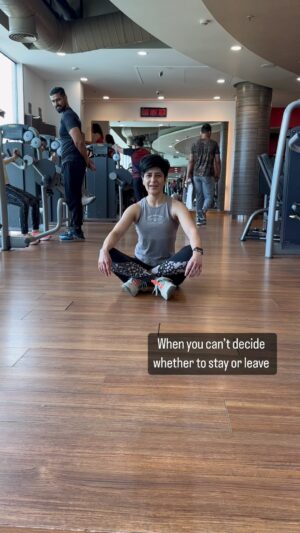 Neeti Palta Instagram - Simple mobility test. Let me know how it went. 
.

.
#mobilitytraining #mobilitywork #mobilityworkout #mobilitychallenge 
.
Video credit: @mohsink10