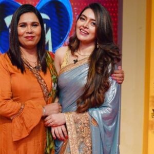 Neha Amandeep Instagram - Watch me play #DidiNo1 today at 5pm on #ZeeBangla 
My didino1 vlog is up on my YouTube channel go watch to know how i end up in the hospital 😭🏥.
.
.
.
.
.
.
.
.
..
.
.
.
.

#foryou #didino1 #zeebangla #gameshow #trending