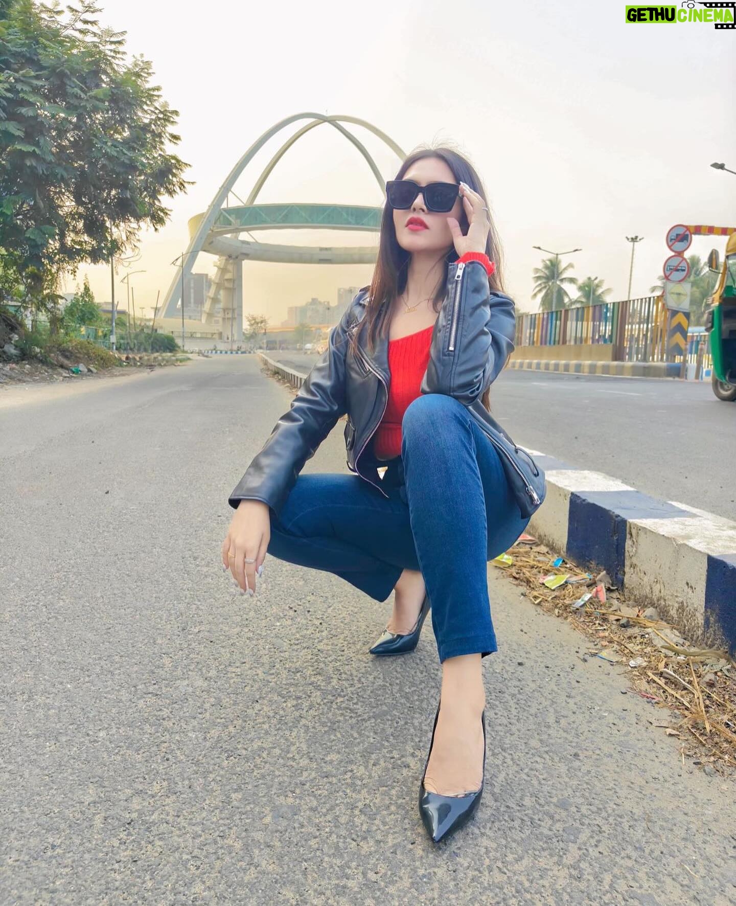 Neha Amandeep - 14.8K Likes - PAINT THE TOWN RED šā¤ļø
P.C - @soumojeet_adak