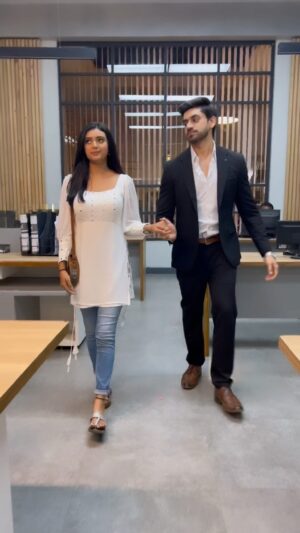 Neha Solanki Instagram - 5 days to go .. ♥️
TITLI 🦋 starts 6 JUNE at 11PM only on @starplus 
#titli #garv