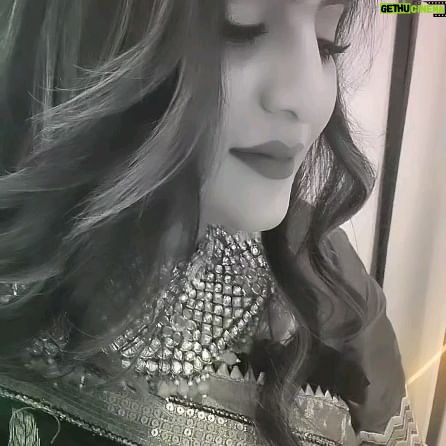 Neha Saxena Instagram - Authenticity can't be replicated replaced or faked ❤️🧿💫 ✨️❤️ @nehasaxenaofficial #nehasaxena #godsblessedchild😇 #art #artist #southindianactress #indiancinema #audiencelovesupportandblessings #Gratitude #Forever #GodsGrace #reels #instapost #instareels #reelsinstagram #reelitfeelit #instavideo #iloveuall #GodBlessUsAll #jaimatadi #omsairam #om 🙏🕉🔱🛕💫🧿✨️❤️❤️❤️🧿🧿🧿🛕🔱🕉🙏💫✨️😇💐