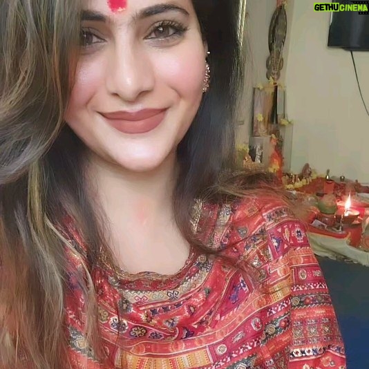 Neha Saxena Instagram - Wishing a very Happy and Prosperous Ugadi to all Kannadiga Families across the Globe 🌎 ❤️🙏🤗✨️💐🕉🔱🚩🧿 Thankyou Karnataka for giving wings to my Dreams ❤️ This land gave me a Successful career in Corporate , Fashion & Cinema Industry ❤️🙏 My Gratitude and Huge Respect to all Kannadigas who loved me supported me since my very first Tulu & Kannada movie 🙏❤️ Have a great ugadi celebration with friends and family ❤️🤗 Jai Hind Jai Karnataka ❤️ @nehasaxenaofficial #nehasaxena #godsblessedchild😇 #gratitude #forever #iloveuall #godblessusall #ugadi #greetings #kannadiga #families ❤️✨️ #karnataka #kannada ❤️🚩 #instagramreels #instapost #instagood #lovepeacehappinesskindness #jaimatadi #om #omsairam🙏 🕉🔱🧿✨️❤️❤️🧿
