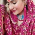 Neha Saxena Instagram - In a world full of trends Be your own Style ❤️💫🥰 Day 8 Durga Ashtami Navaratri Grace 🧿🧿🧿🌟🥰 💕💖💕💫🌟🧿 @nehasaxenaofficial #nehasaxena 💫🌟🧿❤️ #godsblessedchild😇 #navaratri #chaitra #durgaashtami #pooja #pinkfortheday #peace #divine #hindu #temple #prayers #gratitude #forever #jaimatadi #om #omsairam🙏 #reels #instagram #instagood #instadaily #trending #trendingreels #instagram #social #media #post #reelitfeelit #iloveuall #godblessusall ❤️🤗💐🧿🧿