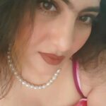 Neha Saxena Instagram - ❤️💫🧿🥰 @nehasaxenaofficial @teamnehasaxena #nehasaxena #godsblessedchild😇 #art #artist #southindianactress #indiancinema #kannada #tamil #telugu #malayalam #hindi #trendingpost #trendingnow #trendingreels #trending #socialmedia #post #old #songs #melody #soulfood #peaceful #beautiful #weather #bengaluru #memyselfandi #lifeisbeautiful #gratitude #forever jaimatadi omsairam Om 🕉📿🙏🛕❤️🧿🧿🧿💫❤️🕉📿