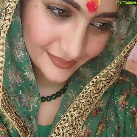 Neha Saxena Instagram - Simplicity is the Ultimate trend and I am the trendsetter ❤️ Embrace the Beauty of Simplicity ❤️🧿🧿🧿🌟💫 Navaratri's Grace 🧿🧿🧿🧿🕉🔱📿🚩💐🔯♏️💫🙏 Day 4 🧿❤️🥰🌟 @nehasaxenaofficial #nehasaxena #godsblessedchild😇 #hindu #chaitra #navaratri #april #pooja #fasting #spiritual #divine #energy #maadurga #jaimatadi #om #omsairam #peacepowerful #navaratri #greetings #socialmedia #post #instareels #trendingreelsvideo #trendingreels2024 #instagram #instapost #iloveuall #bekindeventounkindpeople 🙏❤️🤗🥰🌟🧿💫🕉📿🧿❤️