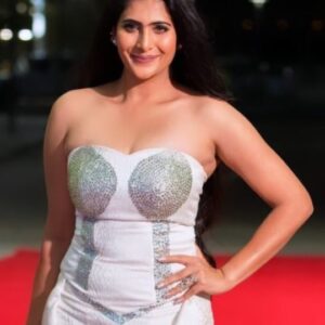 Neha Saxena Instagram - 💫❤️🌟👸🧿🧿🧿💫❤️🌟 @nehasaxenaofficial #nehasaxena #godsblessedchild😇 #gratitude #forever #instagram #reels #reelsinstagram #trending #trendingreels #instapost #artist #art #southindianactress #kannada #tamil #telugu #malayalam #tulu #sanskrit #hindi #indian #cinema #audience #iloveuall #grateful #lifeisbeautiful #livelovelaugh #jaimatadi #om #omsairam🙏