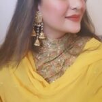 Neha Saxena Instagram - Embrace the Goddess within and let your light Shine Bright 💛❤️✨️💐♏️❤️🎼🎶🕉🔱📿🚩🌟💫🔯🔥😇 @nehasaxenaofficial #nehasaxena godsblessedchild😇 #navaratri #chaitra #pooja #ethnic #myfavorite coloursofnavaratri #peace #divine #hindu #temple #prayers #gratitude #forever #jaimatadi #om #omsairam🙏 #reels #instagram #instapost #selfportrait #instagood #instadaily #socialmedia #selfclicked📷 #post #postoftheday #trending #trendingreels #instagram #reelitfeelit iloveuall godblessusall ❤️🤗💐🧿🧿🧿