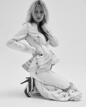 Nell Tiger Free Instagram - NUMERO - had such a wonderful time on this shoot and chatting about The first omen, can’t tell you how much all your kind words and messages mean. And I promise I’m not reporting any of the mean ones from my various trolling accounts xx 

@numero_netherlands
Photographer: Alan Gelati @alangelati @theonly.agency
Stylist: Olga Timofejeva @olgatimofejeva
Makeup: Emma Day @emmadaymakeupartist @thewallgroup
Hair: Ken O’Rourke @kenorourke1 @comanagementagency
Photography Assistant: Stephen Young @stephennormanyoung
Styling Assistant: Jannelle Williams
Editor: Timi Letonja @timiletonja
Editorial director & Interview: Ja