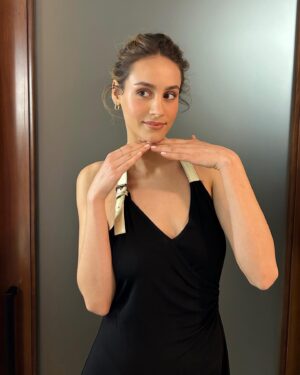 Nell Verlaque Instagram - Thank you for having me @armanibeauty 💜  and to @jamesveloria for the vintage Celine of my dreamss #armanimyway