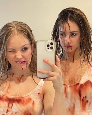 Nell Verlaque Instagram - Beyond grateful for this experience and for these incredible people. Thank you to our captain @realeliroth and the entire crew for making it possible. I can’t wait for the world to see what we made. See you in theaters kiddiesss 🔪🦃