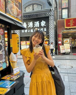 Nene Shida Instagram - 🐼
お仕事終わりにマネージャーさんと横浜中華街へ✨

パンダの耳もゲットして存分に楽しんできた☺︎
焼き小籠包と台湾ねぎクレープと台湾かき氷食べた🤤

@limue_official のセットアップ🫶🏻
セットアップって色んな着こなしできるから、これからの季節が楽しみ‼︎

#limue