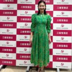 Nene Shida Instagram - 🫧 本日、愛知県と大阪府で 2nd写真集重版記念イベント を開催させていただきました☺︎ お越しくださった皆様、 ありがとうございました✨✨ 初めての遠征イベント🫧 今までお会いできなかった方々とも お馴染みの方々とも交流できて、 幸せな1日でした🥰 また行けるよう頑張りますー！！ 素敵な時間をありがとうございました☺︎ おやすみなさい🌙 #お衣装はクリスマス意識🎄 #メイクは前髪ありなしで♡