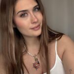 Nerea Camacho Instagram - Sorteo cerrado! Sorteo de un collar Actitud 🥰 Ante la superbuena acogida que ha tenido nuestra colaboración queremos tener un detalle con vosotras y qué mejor que con un sorteo!! Condiciones: - Seguir a ambas cuentas @itta_jewels y @dumidisai - Comentar etiquetando a 2 personas Podéis hacer tantos comentarios como queráis, cuantos mas comentarios mas posibilidades. La ganadora la publicaremos en esta misma publicación el viernes 15 de marzo!!!