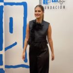 Nerea Camacho Instagram - Ayer fue una noche muy bonita Gracias @somos_aisge Por reconocer mi trabajo y esfuerzo 🤍 Look @adriandelmaestre