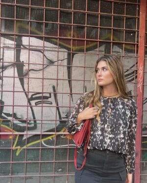 Nerea Camacho Instagram - Me encanta este look @azaleamodashop y el bolso de @ikunonaa