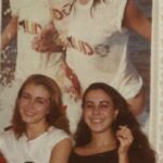 Nergis Kumbasar Instagram - Canım arkadaşım @nstoffregen bu kargaşada 1 gün gecikmeli oldu özür dilerim🙈 şöyle bir düşündüm de tanıştığımızda 15 -16 yaşındaymışız,daha ilk merhabada direkt kanka olduğum sayılı dostlarımdansın,akşam seninle anılarımı düşünürken yıllar sonra bile beni gülümseten,o zamanki boyfriendini ekip benimle gece eğlenmeye çıkman geliyo ve sonra sabah pardon öğlen uyandığımızda bütün gün her lafının arasında “ iyi de ben Konti ye ne diycem”” demen😂Sahi Konti gerçek adı mıydı,hiç sormak aklıma gelmemiş o zaman🙄 Tüm sevdiklerinle nice sağlıklı mutlu yaşlara canım 😍🎂🌈🍀🙏🏻
