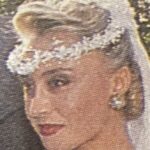 Nergis Kumbasar Instagram - Hadi bi tane daha gelsin,gelin olmuş gidiyorum #tbt