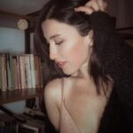 Neslihan Arslan Instagram - Herkes kendi kendine bi “aferin” dedi mi? Desin çünkü ;) 🎄🍾 🎋💭
