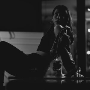 Neslihan Arslan Instagram - 📷 @berkay.gulum 🌹🥃
