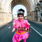 Netta Instagram - Grungy pink moments on the Manhattan Bridge 🎀💕💝 📸: @maxwellpicswell