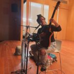 Netta Instagram - מה שקרה בשישי בצהריים הוא התגשמות כל הרצונות והחזיונות שלי. פשוט רציתי לחבק ולשיר ולדבר ולפרוק ובעיקר לעשות אוויר נעים גם אם לרגע קטן. תודהה לכל מי שהגיע, תודה מעמקי ליבי לכל הצוות שלי לאבשלום שייעץ לנדב שהטיס לכדורי שהאיר ללשם שהפיקה לאדיר על הסאונד לטדי הפקות לטמירה היקרה לאבא שלי שהתגלה ככישרון בתחום הבקלייין ולאלי ביז׳אווי הפנומן - שבנה ותפר יחד איתי בימים כואבים מופע שתירגם את התחושות למילים וצלילים. תאריכים חדשים בקרוב למי שפספס מי שהיה שירים יד ושתפו אותי (: ומי שרוצה לבוא שיגיד אני💛 תודה למוזיאון תל אביב על האירוח @ophirzim 📹