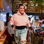 Netta Instagram - סתם שתדעו שהיה לי כיף אתמול להתחמם עם המוצלחים של הטיקטוק לקראת מחרבמוזיאון! ואני לא יכולה לחכות ❤️ לחזור להופיע אחרי כ״כ הרבה זמן זו חוויה כאוטית ומבלבלת אבל גם ראשונית ומאוד מאוד מעצימה. בואו לדבר על זה ולנחזיק לי תיד :) תודה על יום נעים 🌿 @tiktok.israe.l אגב האהבה שלכם לנתק אותי עם כפיר מרגשת אותי נורא. להוציא מוזיקה בעיברית זה פשוט כיף. 📸ניב שאול