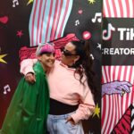 Netta Instagram – סתם שתדעו שהיה לי כיף אתמול להתחמם עם המוצלחים של הטיקטוק לקראת מחרבמוזיאון!
ואני לא יכולה לחכות ❤️
לחזור להופיע אחרי כ״כ הרבה זמן זו חוויה כאוטית ומבלבלת אבל גם ראשונית ומאוד מאוד מעצימה.
בואו לדבר על זה ולנחזיק לי תיד :) 

תודה על יום נעים 🌿
@tiktok.israe.l
אגב
האהבה שלכם לנתק אותי עם כפיר מרגשת אותי נורא. 
להוציא מוזיקה בעיברית זה פשוט כיף.
📸ניב שאול