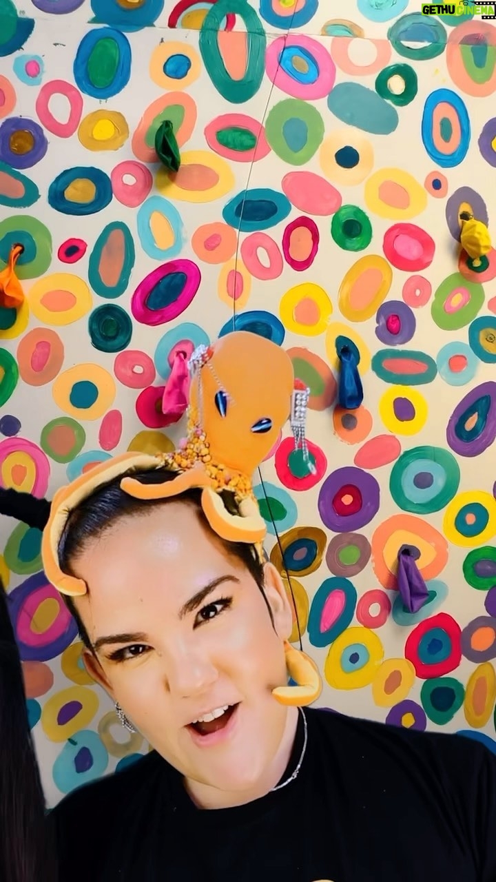 Netta Instagram - My beautiful girls, boys and all rhinos in between !!! I am SCREAMING and overcome with excitement to reveal my freshest single yet (which is also the name of my upcoming tour š) Wonderful & Great !!! šš§āāļø Listen at the link in bio !! āļø Myself, @avshalomariel, and @dafnash_ š„ @avimazliah