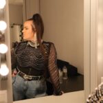 Netta Instagram – That moment in front of the mirror when I fall in love with myself before I go on stage, is a ritual so important for a good show. I am evolving and changing and it’s scary, the love you give me here and onstage is so overwhelming and uplifting.
Thank you :)
and of course a glam team don’t hurt✨
Im wearing @arketa_official 💀
Styled by me and @itay_bezaleli
Mu : @mattansabag