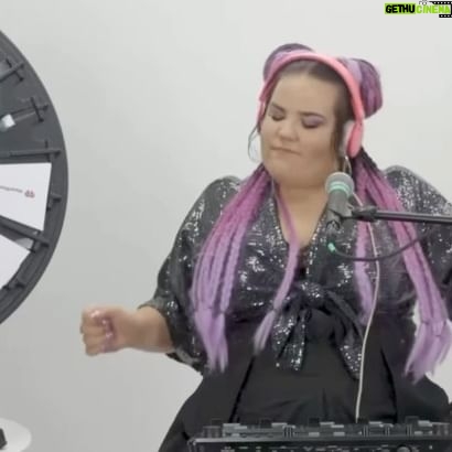 Netta - 6.1K Likes - Time to take my Barbie gem out the closet
Also available on Spotify✨🧚♂️