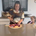 Netta Instagram – Did our performance move you to tears or is someone cutting onions in here? 🧅🔪🥹
Would you like my shakshuka recipe?