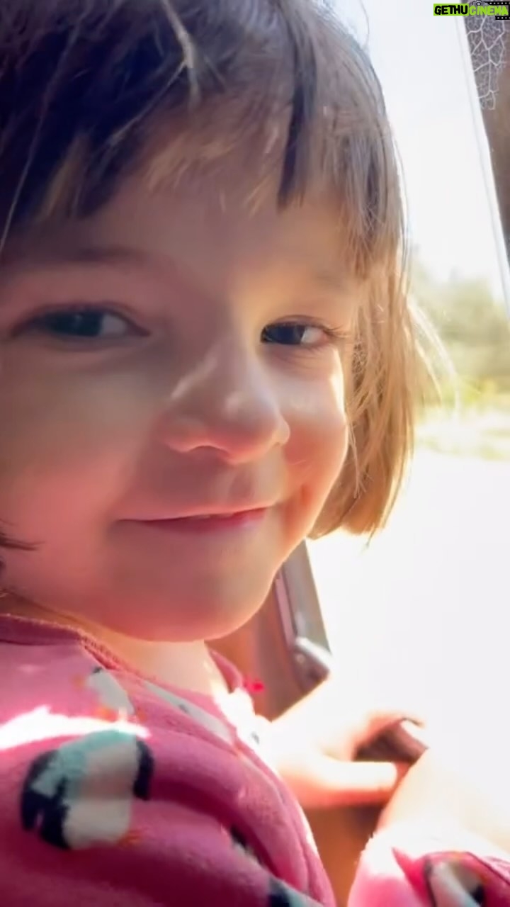 Neva Leoni Instagram - Uniamoci tutti per aiutare Masa e la sua famiglia a raggiungere l’Egitto. L’occupazione li ha costretti a fuggire da Rafah verso le periferie più pericolose, dove mancano le necessità essenziali. Il tempo stringe, e la minaccia della morte è sempre presente. Per favore, dona ora (link nelle informazioni del profilo di @dr.manarbelbessi) Ve lo chiedo con il cuore, aiutatemi a salvarli. ❤️🇵🇸🍉 CONDIVIDETE, COMMENTATE (commenti lunghi se possibile), SALVATE IL POST! Please help Masa and donate to her so that she and her family can travel to Egypt. The occupation forced her to flee Rafah and go to the more dangerous outskirts where there are no necessities for life. Please help her, she does not have much time. Death is everywhere (donation link in bio @dr.manarbelbessi ) 🇵🇸🍉❤️ SHARE, POST LONG COMMENTS, SAVE, PLEASE. #palestina #palestine #palestinalibera #freepalestine #gaza #rafah #alleyesonrafah #perte #neiperte #andiamoneiperte #voliamoneiperte #xte #fyp #fyyyyyyyyyyyyyyyyyyyyyyyyyyyyyyyyyyyyyyyyyyyyyyyyyyyyyyyyyyyyyyyyyyyyyyyyyyyyyyyyyyyyyyyyyyyyyyyyy #foryou #foryoupage #macklemore