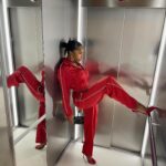 Neverly Paris Instagram - Game time
