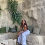 Neverly Paris Instagram – Come with me fly you out to Greece 🇬🇷