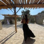 Neverly Paris Instagram – Come with me fly you out to Greece 🇬🇷
