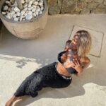 Neverly Paris Instagram – Mykonos 🩵